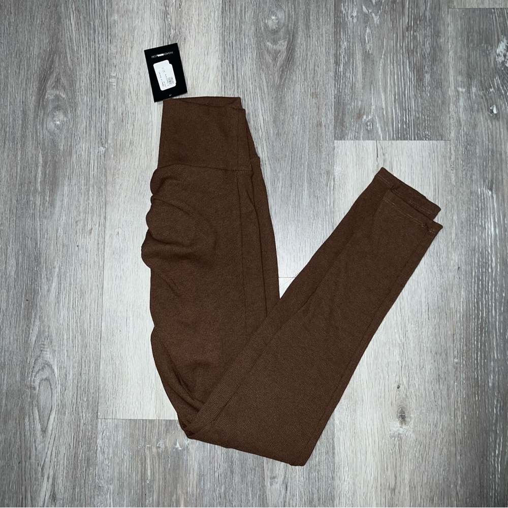 FASHION NOVA leggings